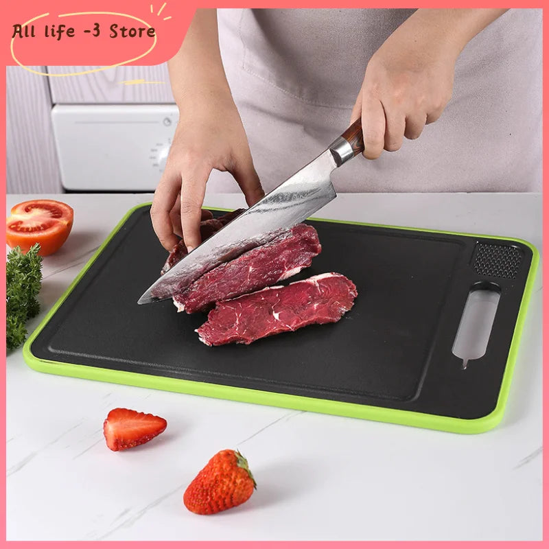 Cutting board for rapid defrosting